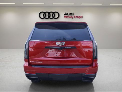 Used 2026 Cadillac Escalade ESV Platinum Sport w/ LPO, Floor Liner Package AWD/4WD image 4