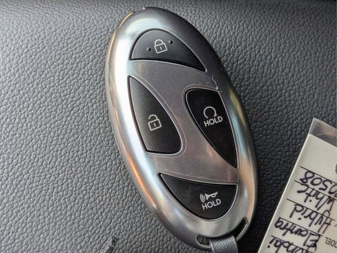 New 2025 Hyundai Elantra SEL FWD image 38