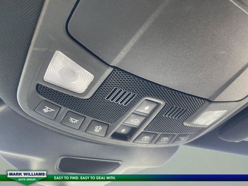 Used 2020 Lincoln Nautilus Reserve image 27