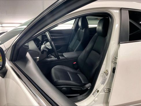 Used 2020 MAZDA MAZDA3 Hatchback image 26