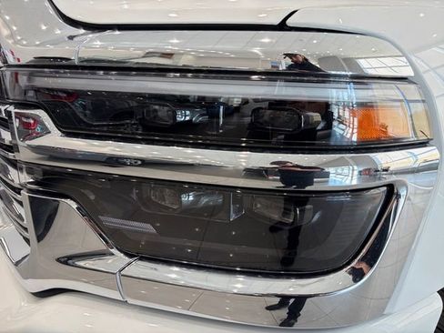 New 2025 RAM 2500 Laramie image 9