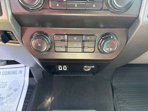 Used 2019 Ford F250 XL w/ STX Appearance Package AWD/4WD image 24
