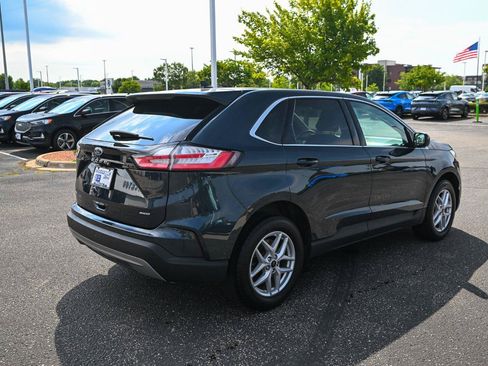 Certified 2024 Ford Edge SEL w/ Convenience Package AWD/4WD image 5