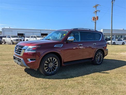 Used 2024 Nissan Armada Platinum w/ Cargo Package image 7