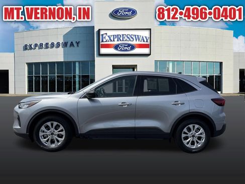 Used 2024 Ford Escape Active w/ Cold Weather Package FWD image 10