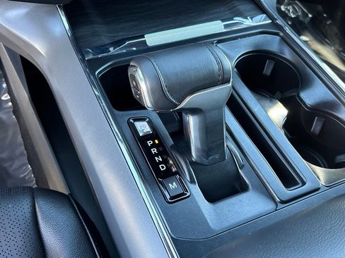 Used 2024 Ford F150 Lariat w/ FX4 Off-Road Package image 23