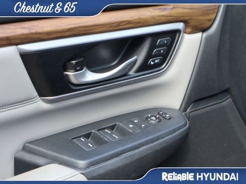 Used 2017 Honda CR-V Touring image 23