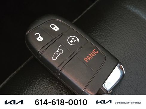 Used 2019 Jeep Compass Limited AWD/4WD image 33