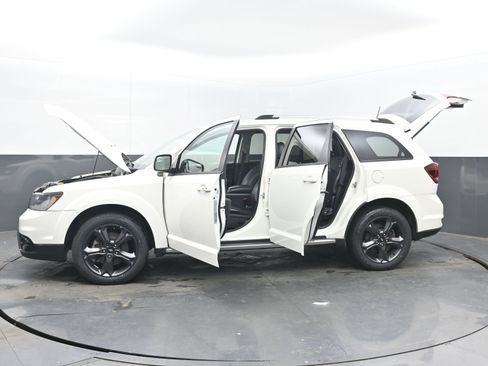 Used 2018 Dodge Journey Crossroad image 40