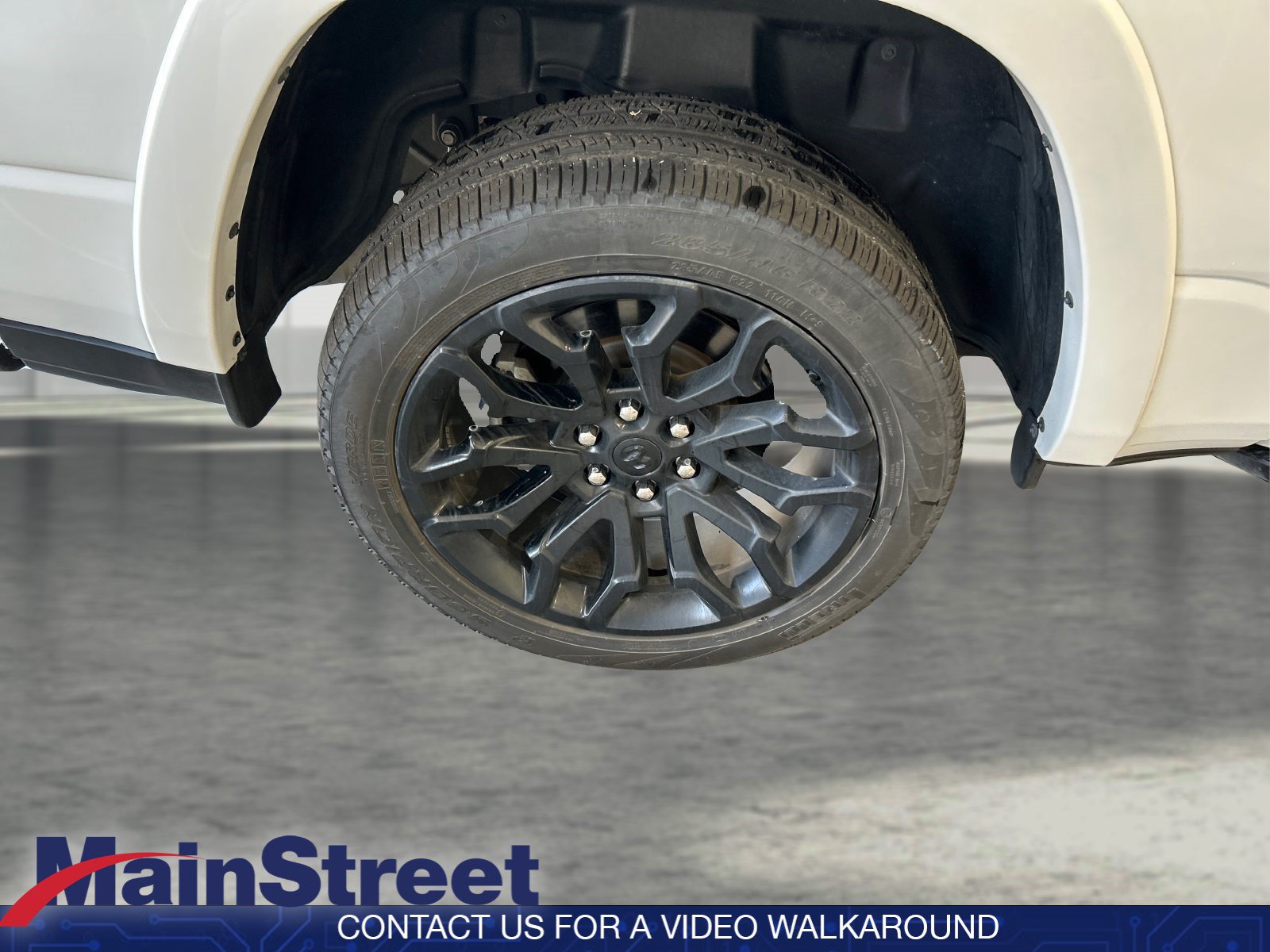 Used 2025 RAM 1500 Limited AWD/4WD image 22