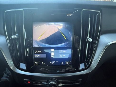 Used 2019 Volvo S60 T5 Momentum w/ Premium Package image 28