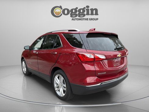 Used 2018 Chevrolet Equinox Premier image 3