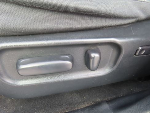 Used 2021 Toyota Tacoma TRD Sport image 31