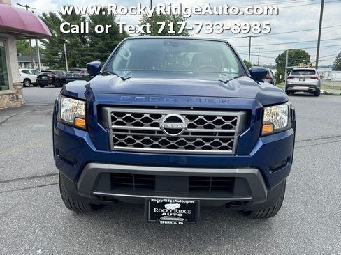 Used 2023 Nissan Frontier SV w/ Tow Package AWD/4WD image 2