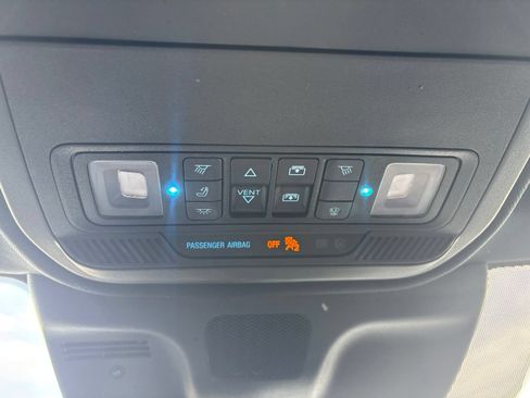Used 2025 Ford Expedition Tremor AWD/4WD image 28