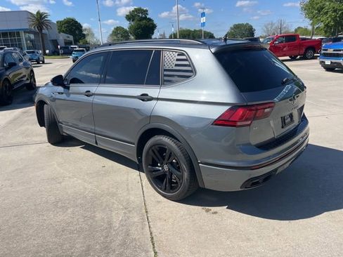 Used 2023 Volkswagen Tiguan SE R-Line image 4