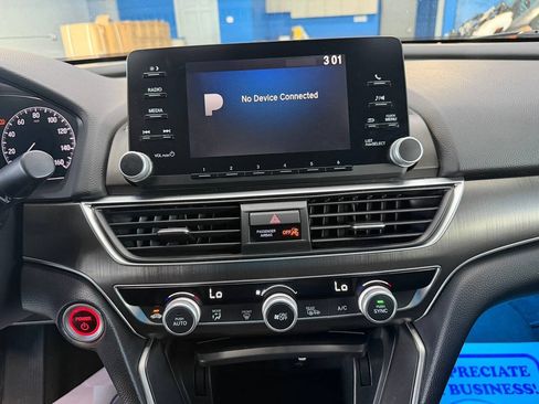 Used 2018 Honda Accord Hybrid image 18