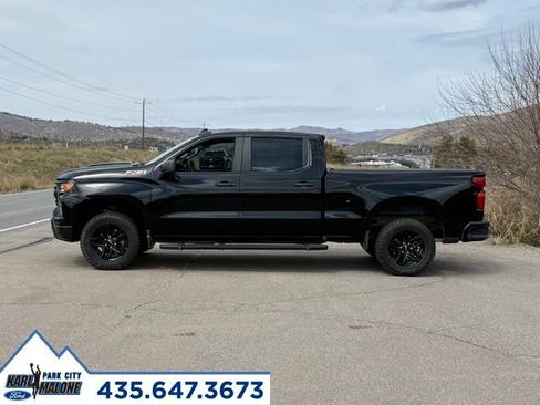Used 2023 Chevrolet Silverado 1500 Custom Trail Boss AWD/4WD image 2