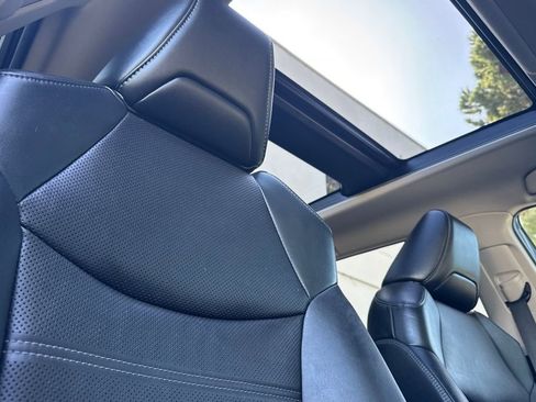 Certified 2021 Toyota RAV4 Limited AWD/4WD image 16