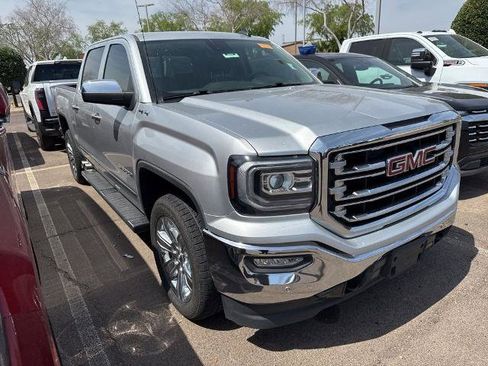 Used 2018 GMC Sierra 1500 SLT image 2