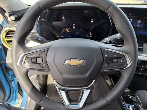 New 2026 Chevrolet Trax LT w/ Driver Confidence Package image 15