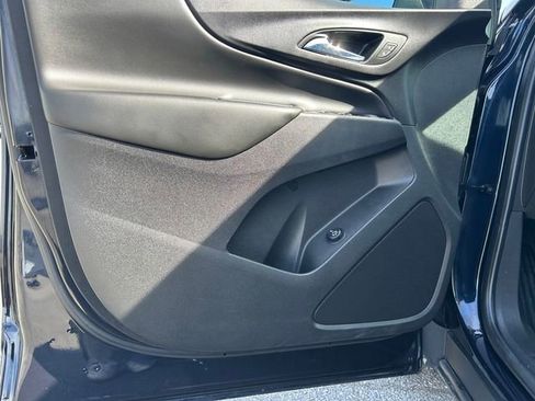 Used 2021 Chevrolet Equinox LT image 19