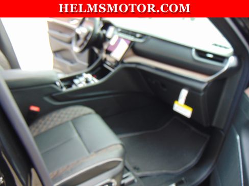 New 2025 Jeep Grand Cherokee L Summit w/ Advanced Protech Group IV AWD/4WD image 45