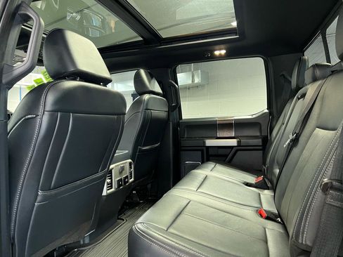 Used 2022 Ford F350 Lariat w/ Tremor Off-Road Package image 19