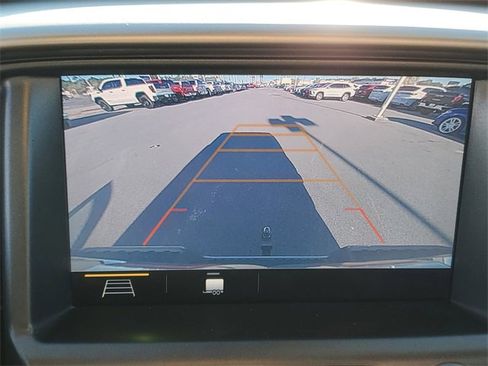 Used 2022 GMC Canyon Denali image 17