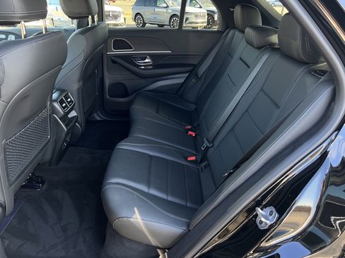 Used 2025 Mercedes-Benz GLE 350 4MATIC image 31
