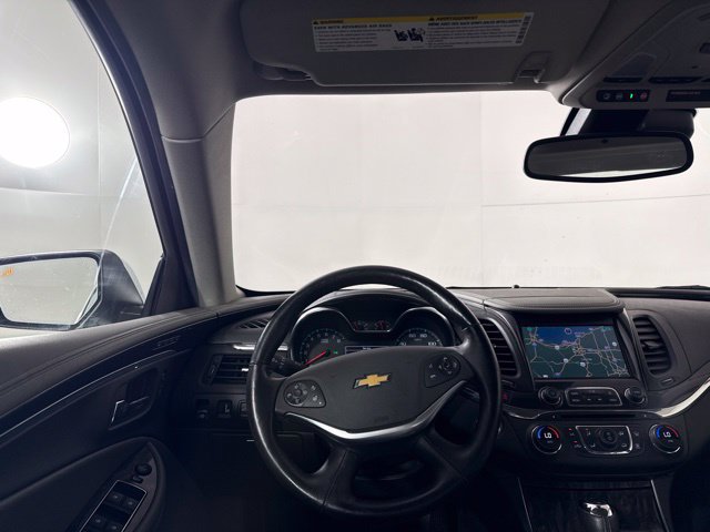 Used 2015 Chevrolet Impala LTZ FWD image 31