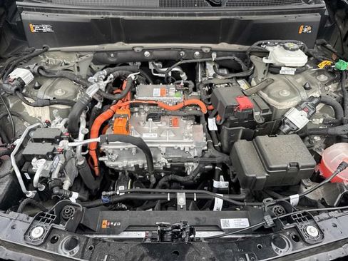 Used 2026 Cadillac Vistiq Sport AWD/4WD image 8