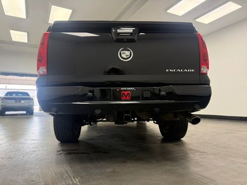 Used 2008 Cadillac Escalade EXT AWD/4WD image 9