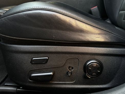 Used 2022 Kia Stinger GT2 w/ Scorpion Package image 41