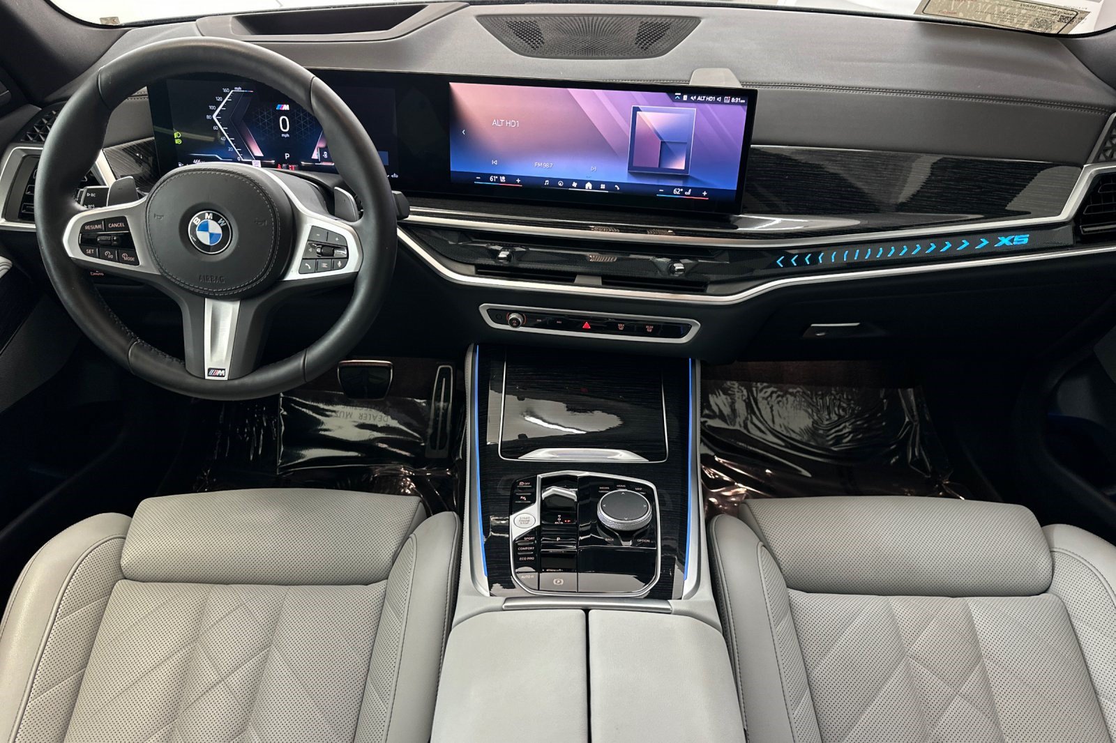 Used 2025 BMW X5 sDrive40i w/ M Sport Package RWD image 15