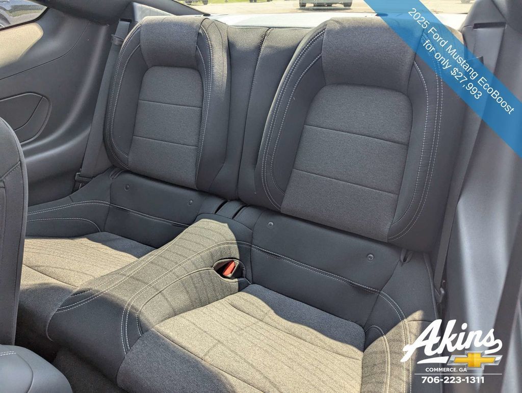Used 2025 Ford Mustang Coupe RWD image 12