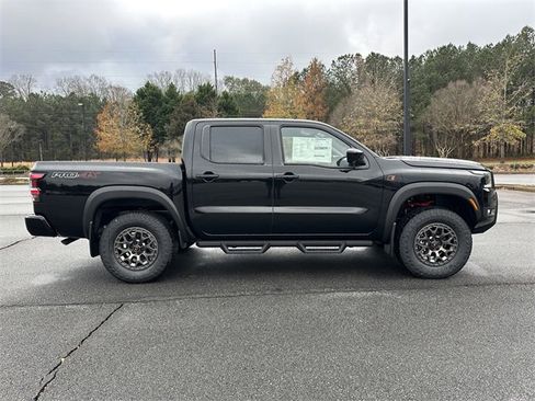 New 2026 Nissan Frontier PRO-4X w/ Pro-4x Convenience Package image 9