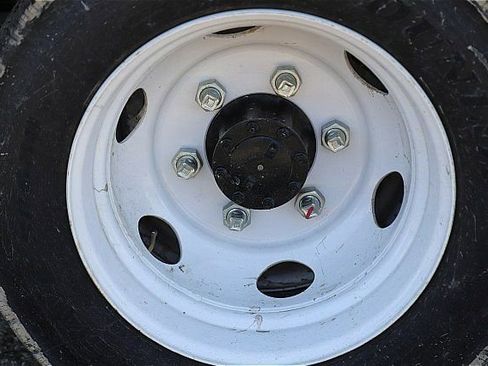 New 2025 Chevrolet Low Cab Forward image 3