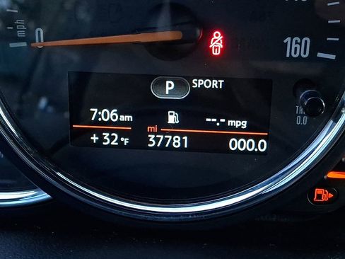 Used 2017 MINI Cooper S image 13