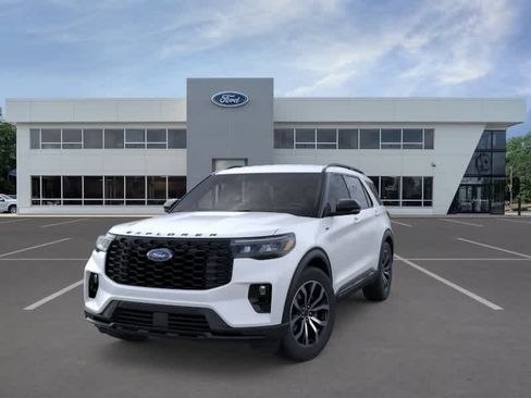 New 2026 Ford Explorer ST-Line RWD image 2