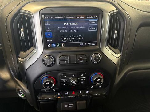 Used 2021 Chevrolet Silverado 1500 RST RWD image 7
