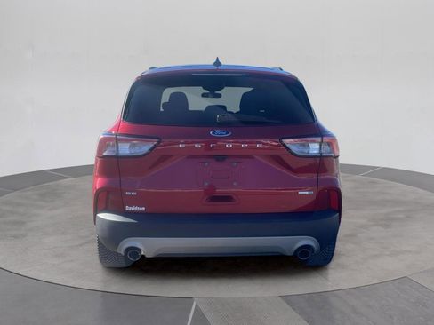 Certified 2020 Ford Escape SE image 4