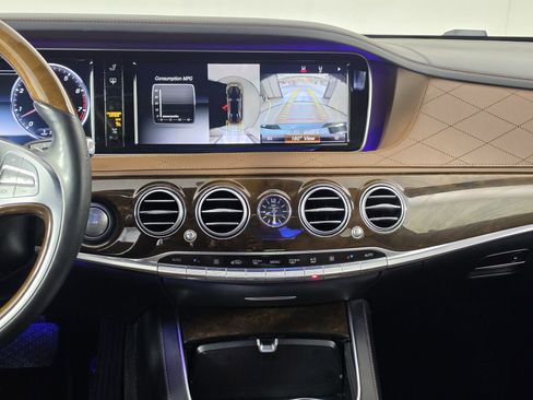 Used 2016 Mercedes-Benz Maybach S 600 image 37