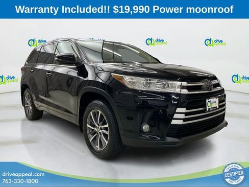 Used 2018 Toyota Highlander XLE image 3