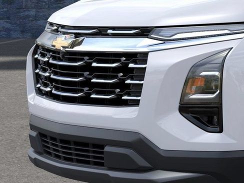 New 2026 Chevrolet Equinox LT w/ Safety and Technology Package FWD image 13