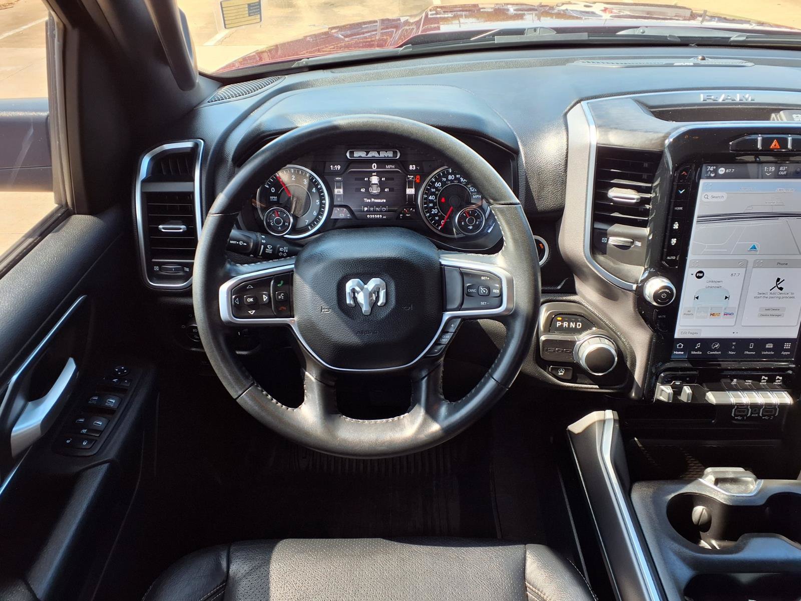Used 2024 RAM 1500 2WD Crew Cab image 15