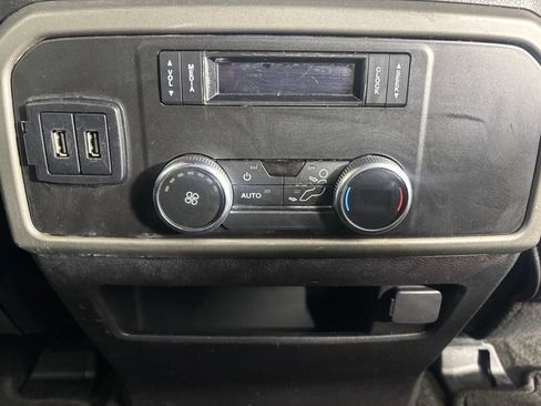 Used 2019 Ford Expedition Max XLT w/ Equipment Group 201A AWD/4WD image 23