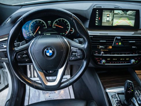 Used 2018 BMW 640i Gran Turismo xDrive w/ M Sport Package image 12