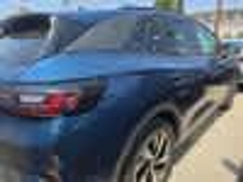 Used 2023 Volkswagen ID.4 2WD image 3