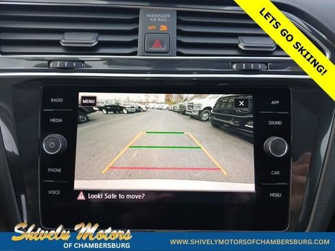 Used 2020 Volkswagen Tiguan SE R-Line w/ 3rd Row Seat Package image 21